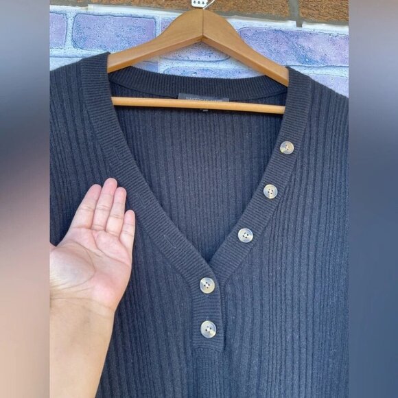 Naked cashmere Contrast-Button V-Neck Rib Sweater size large - Picture 3 of 7